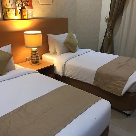 Al Muhanna Plaza Salmiya Old Souk Kuwait City Eksteriør billede